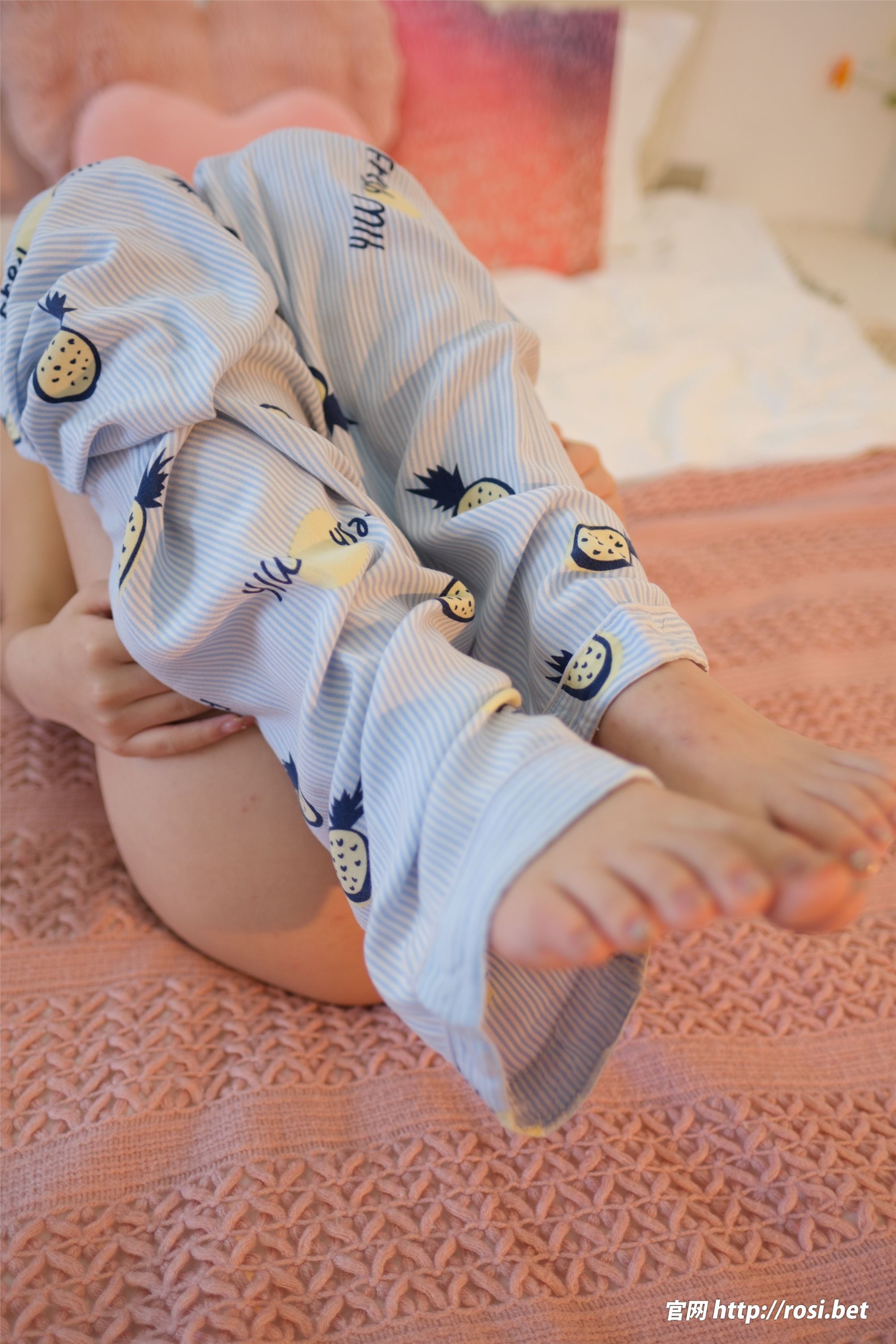 ROSI写真 2024.10.29 NO.4712